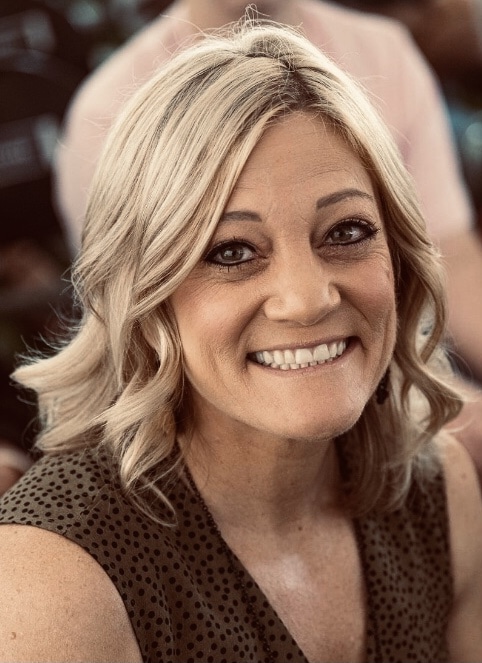 Carrie Johnson headshot.